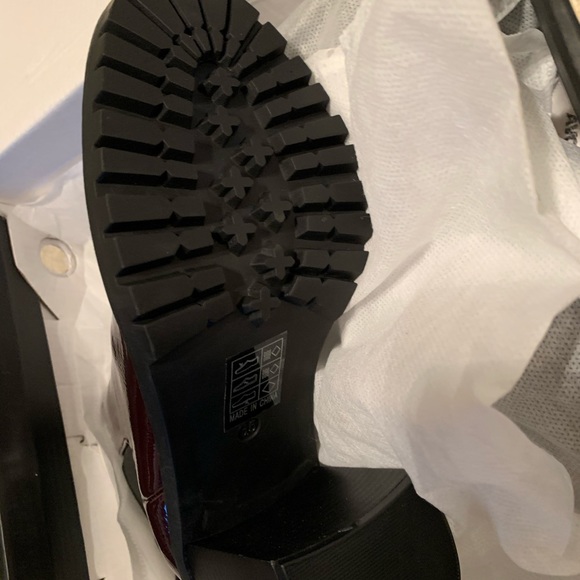 Booties ❤️ - Picture 4 of 5